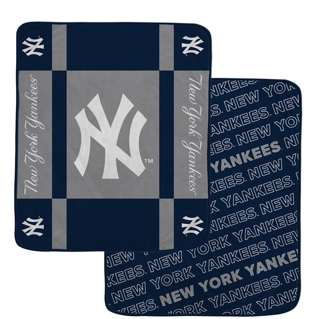New York Yankees Reversible Fleece Blanket - MLB